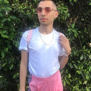 Meet your Posher, Raphael